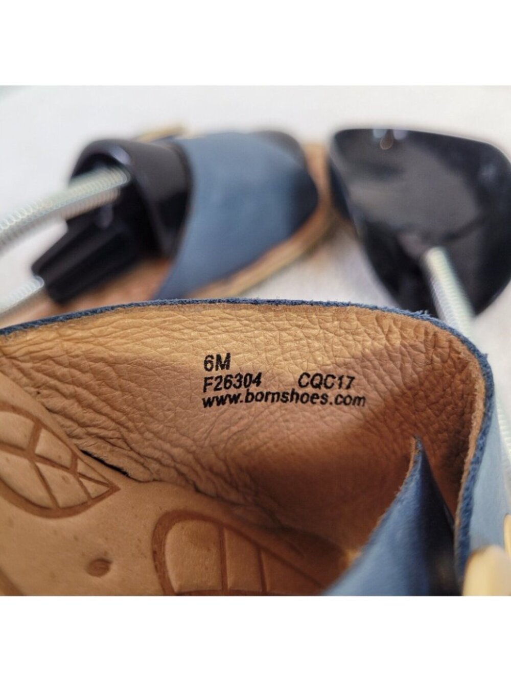 Born Sandals Womens 6M Blue Gold Leather Slides F26304 Casual Comfort - Picture 7 of 7